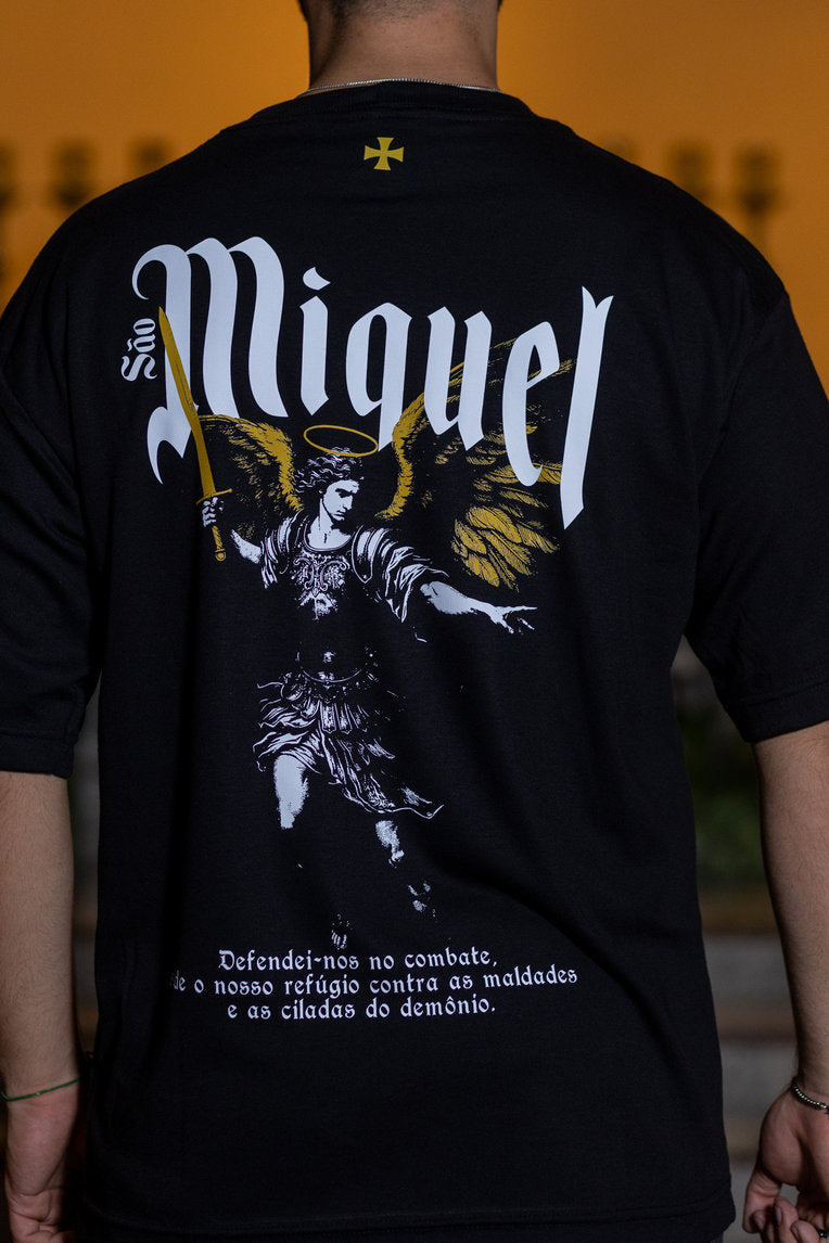 Camisa Oversized São Miguel Arcanjo