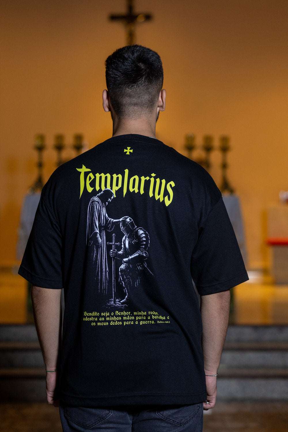 Camisa Oversized Batalha e Guerra